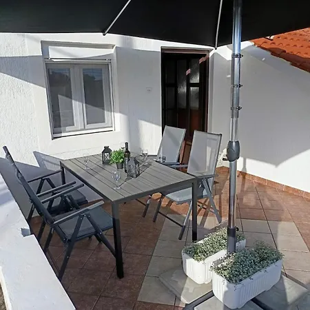 Apartament Martina Rab Town